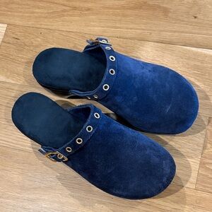 Women’s Blue Suede Slip-On Shoes size 5